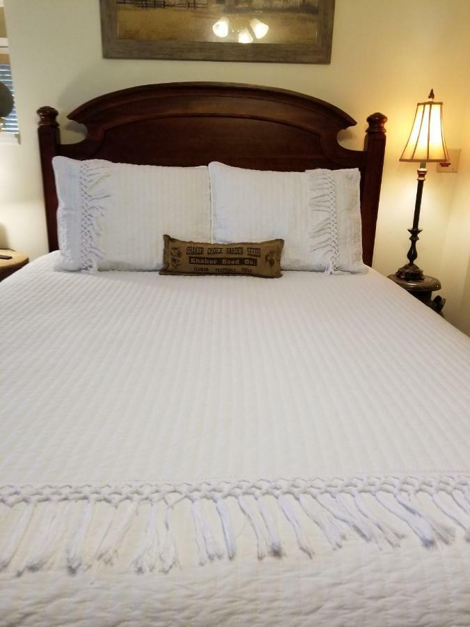 Waters Run Guest House & Suite Bittinger Bagian luar foto